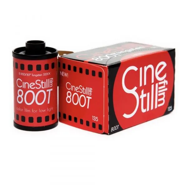 CineStill 800T - Película Color C41 35mm 36exp DX CODED!