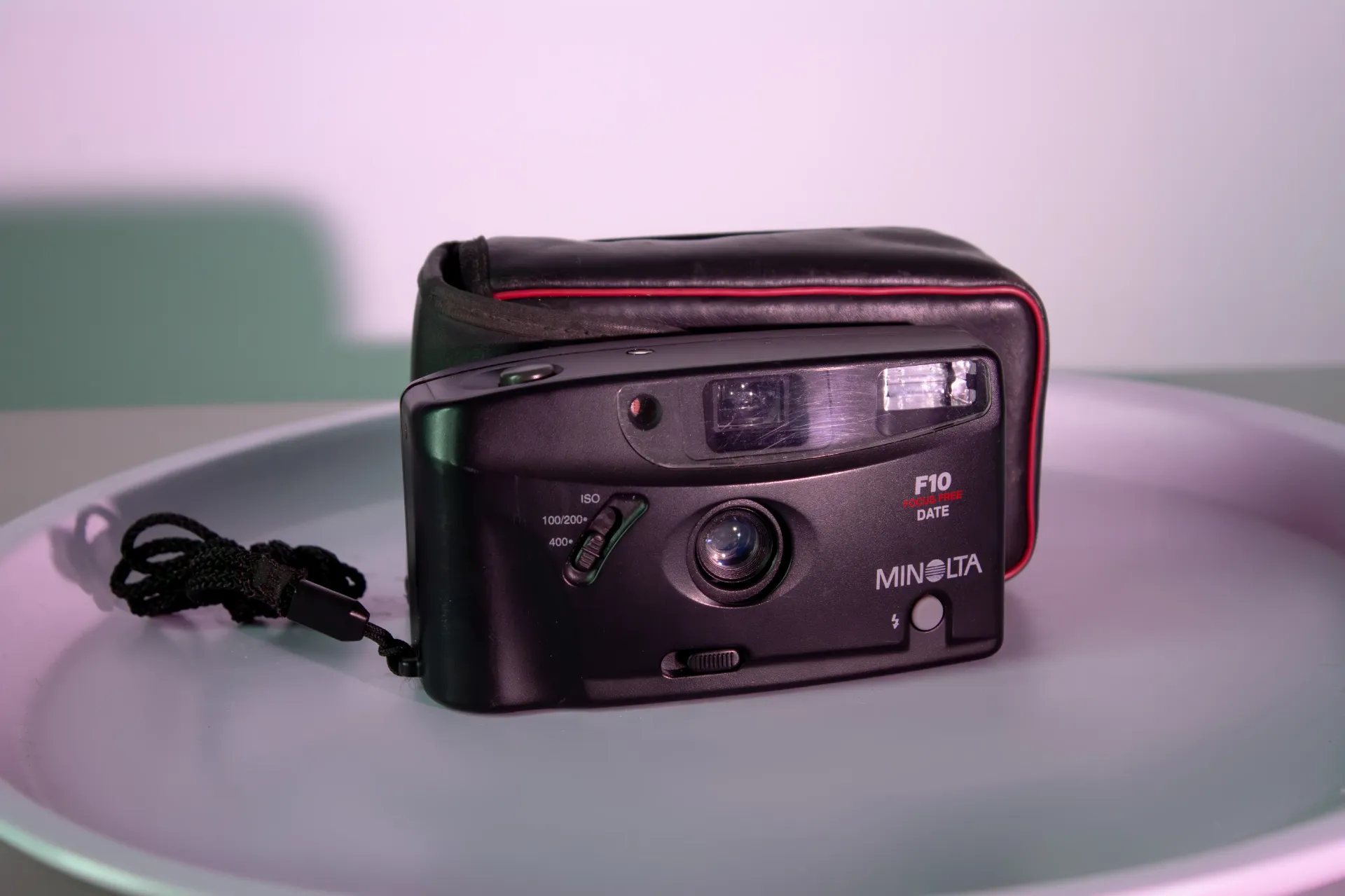 Minolta F10