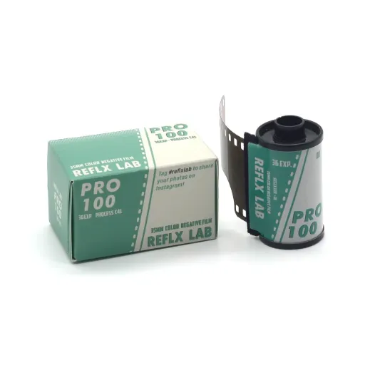 Reflx Lab Pro 100 (Kodak aerocolor)