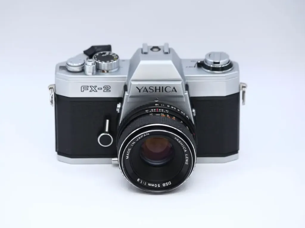 Yashica Fx-2